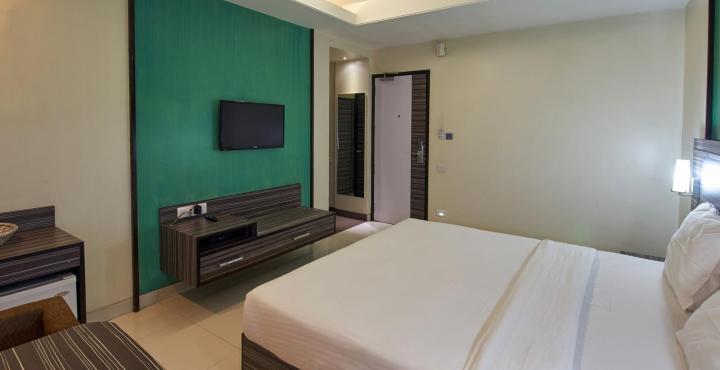 Bizz Tamanna Hotel Hinjawadi Exterior photo