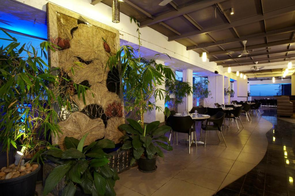 Bizz Tamanna Hotel Hinjawadi Exterior photo
